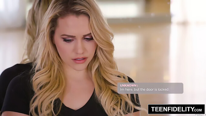 De Grote Kont Van Mia Malkova Staat Centraal In Deze Hete Video.