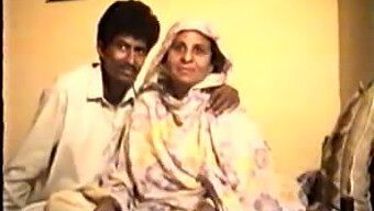 Old School Pakistani Couple'S Amateur Video