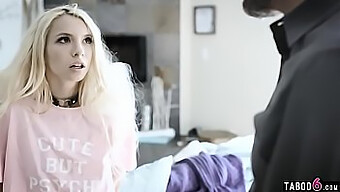 Kenzie Reeves Straffet Af Stedfar For At Stjæle Piller I Tabubelagt Video