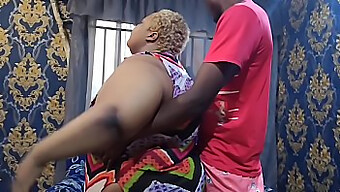 Die Großen Schwanz- Und Blowjob-Fähigkeiten Von Africanchikito Bringen Mich Um